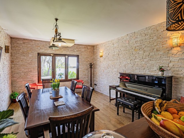 4 Bedrooms Villa in Benalmadena Pueblo