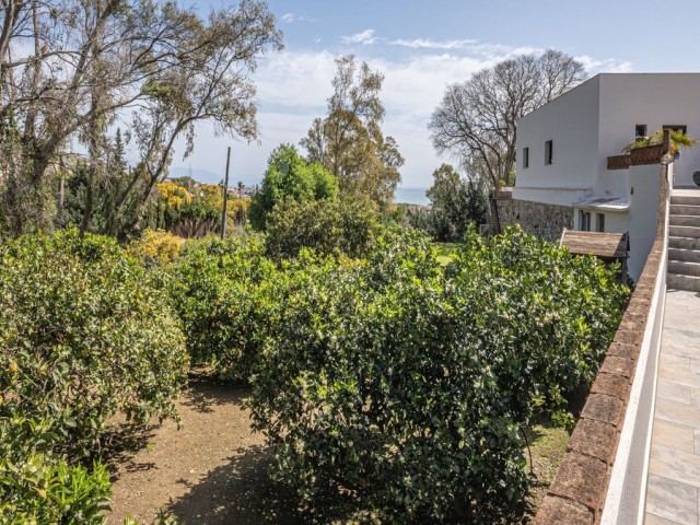 4 Bedrooms Villa in Benalmadena Pueblo