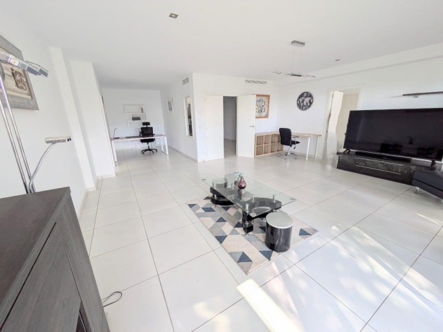 4 Sovrums Villa i Torremuelle