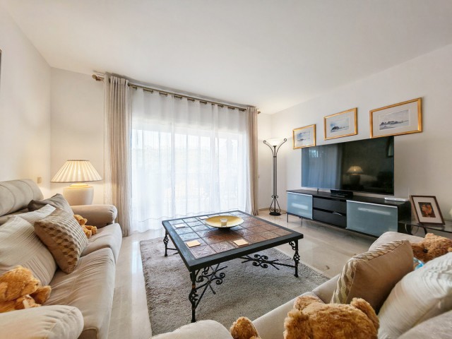 2 Bedrooms Apartment in Marbella