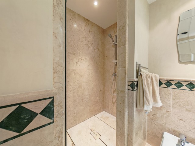 2 Bedrooms Apartment in Marbella