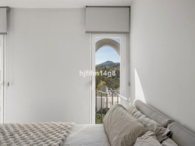 3 Bedrooms Apartment in Benahavís