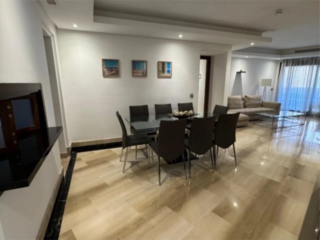 3 Soveroms Leilighet i Estepona