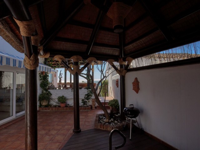 Villa avec 3 Chambres  à Estepona