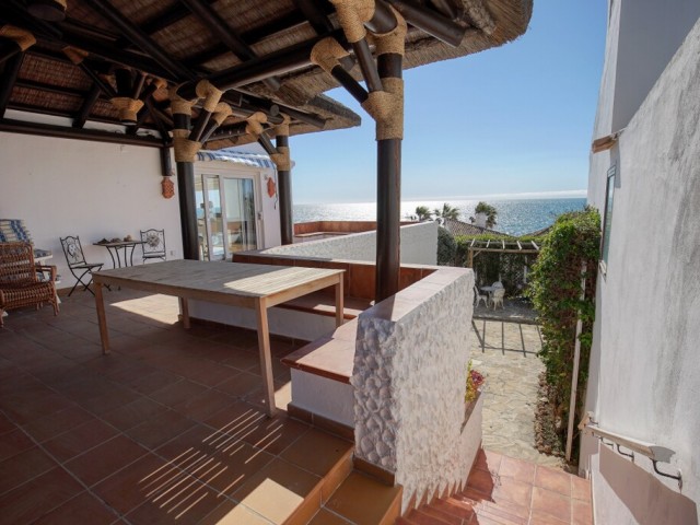 Villa avec 3 Chambres  à Estepona