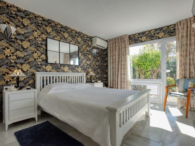 Villa avec 3 Chambres  à Estepona