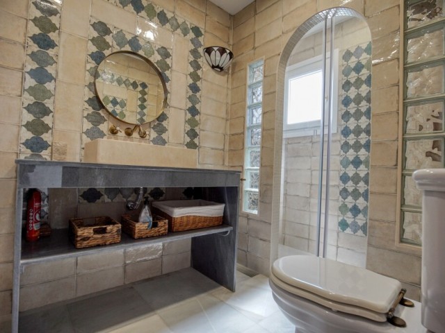 Villa avec 3 Chambres  à Estepona