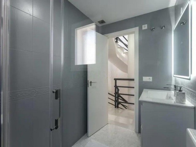 3 Bedrooms Townhouse in Marbella