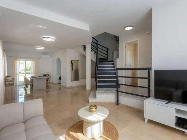 Rijtjeshuis, Cabopino, R5317318