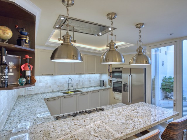 4 Bedrooms Townhouse in Marbella