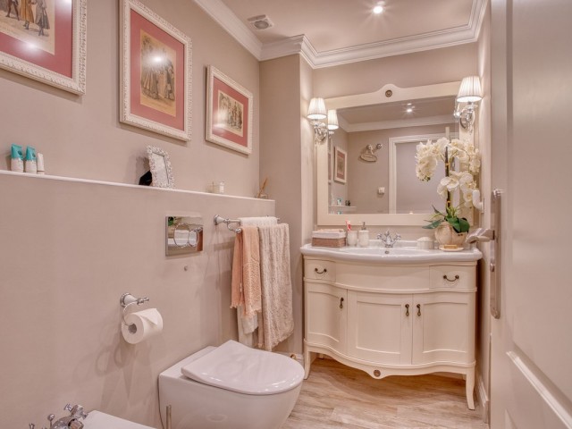 4 Bedrooms Townhouse in Marbella