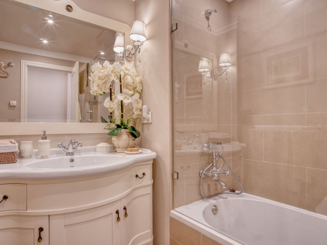 4 Bedrooms Townhouse in Marbella