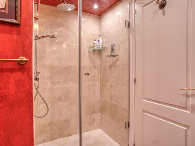 4 Bedrooms Townhouse in Marbella