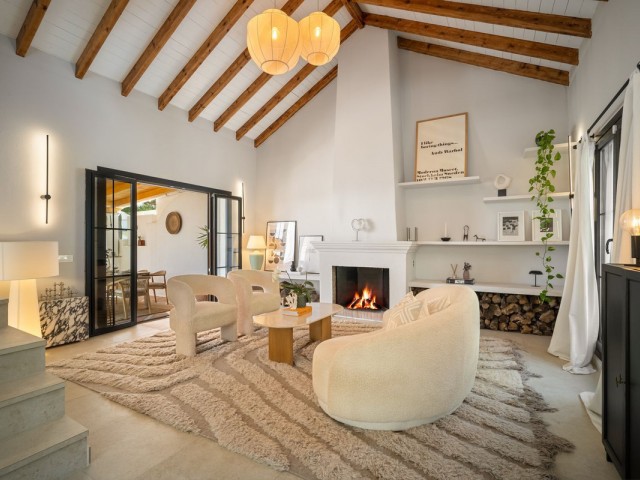 4 Bedrooms Townhouse in Marbella