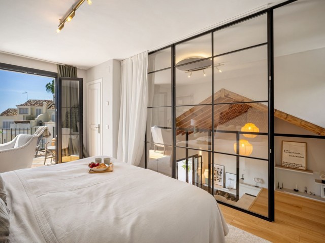 4 Bedrooms Townhouse in Marbella