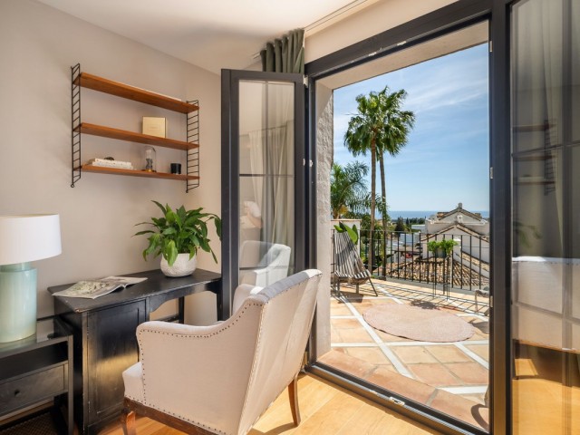 4 Bedrooms Townhouse in Marbella