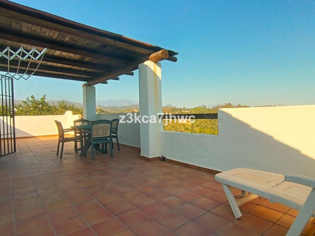 4 Bedrooms Villa in Estepona