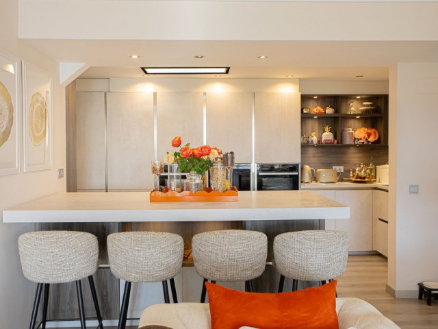 4 Bedrooms Apartment in Benahavís