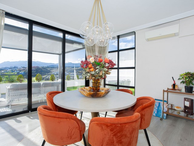 4 Bedrooms Apartment in Benahavís