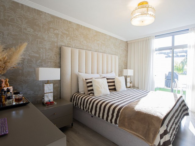 4 Bedrooms Apartment in Benahavís