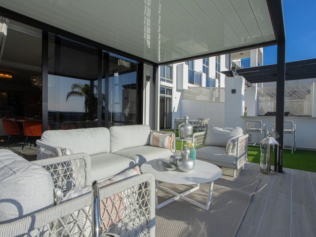 4 Bedrooms Apartment in Benahavís