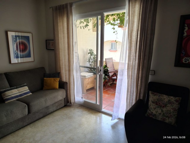 2 Bedrooms Apartment in Estepona