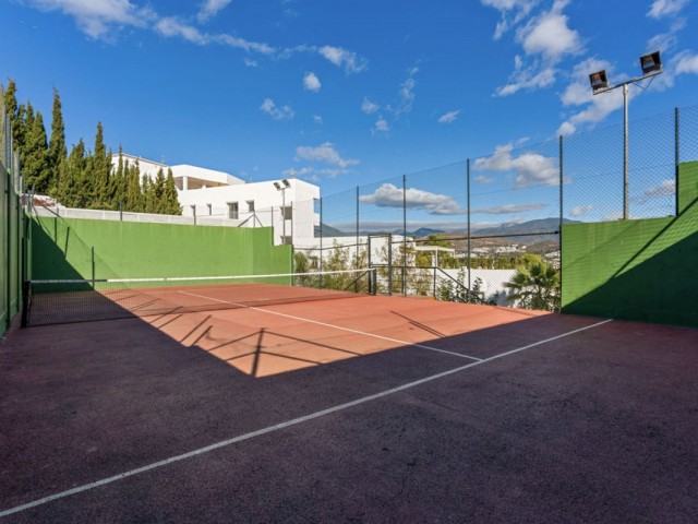 2 Makuuhuoneen Huoneisto Nueva Andalucía