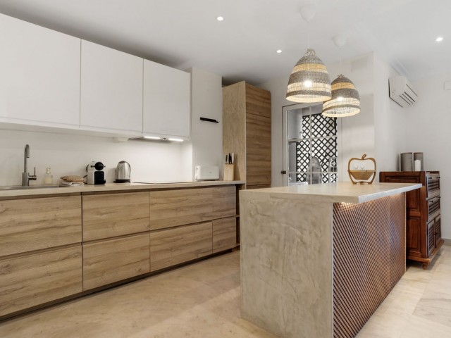 2 Bedrooms Apartment in Nueva Andalucía