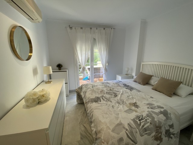 2 Bedrooms Apartment in Nueva Andalucía