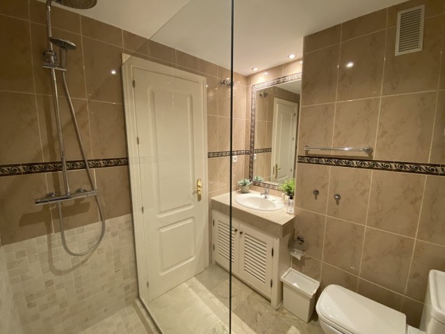 2 Bedrooms Apartment in Nueva Andalucía