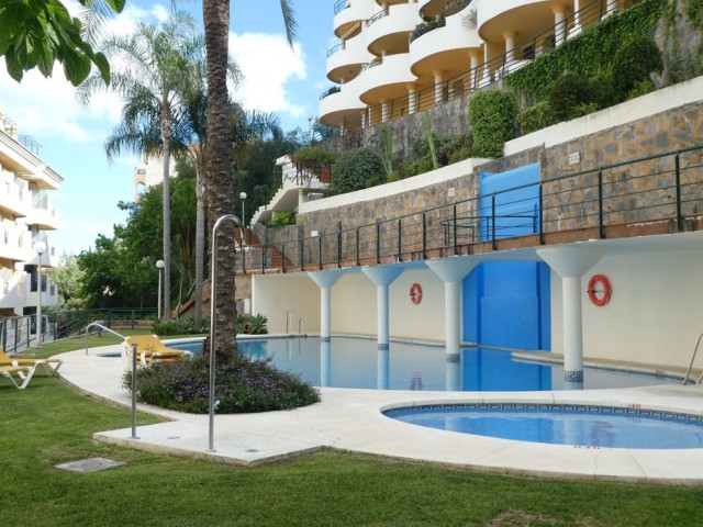 2 Bedrooms Apartment in Nueva Andalucía