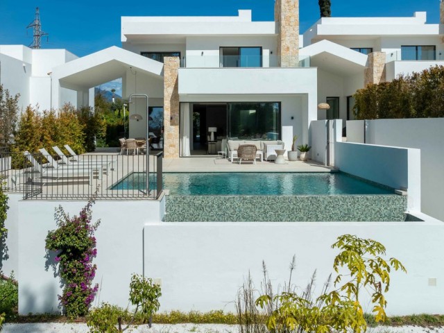 5 Bedrooms Villa in San Pedro de Alcántara