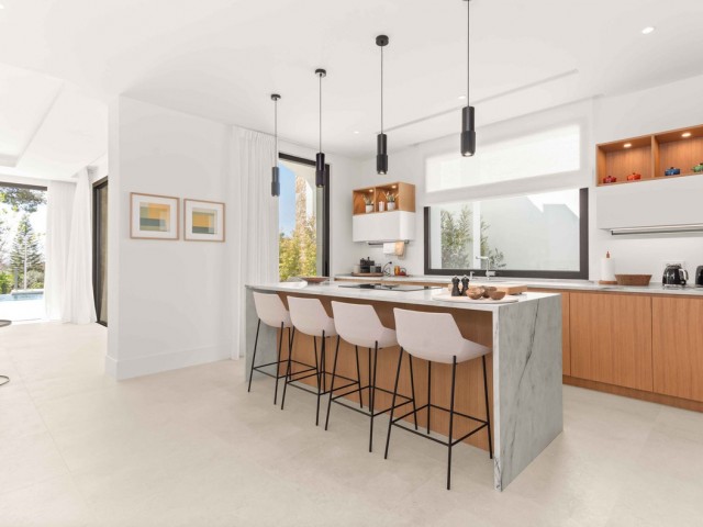 5 Bedrooms Villa in San Pedro de Alcántara