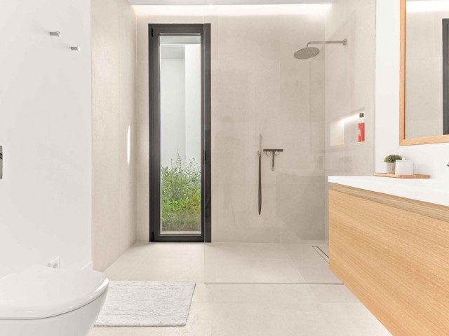 5 Bedrooms Villa in San Pedro de Alcántara