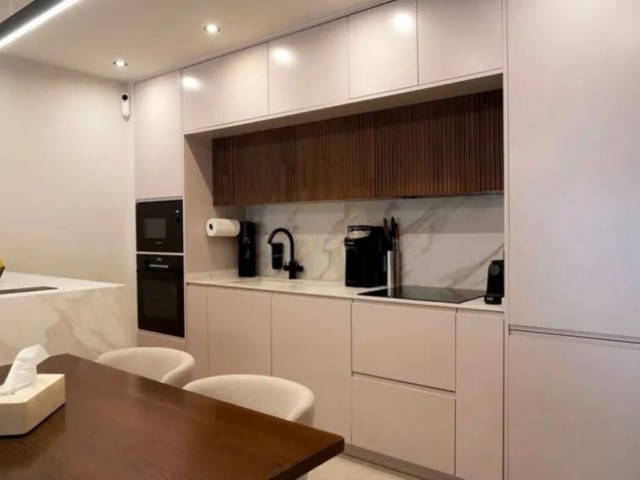 3 Makuuhuoneen Huoneisto Nueva Andalucía