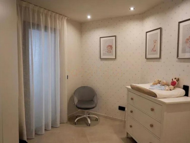 3 Makuuhuoneen Huoneisto Nueva Andalucía