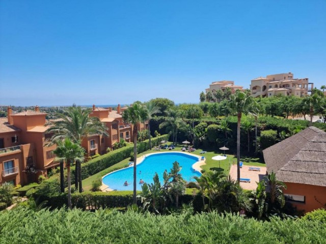 3 Bedrooms Apartment in Estepona