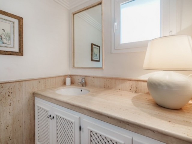 4 Bedrooms Townhouse in Estepona