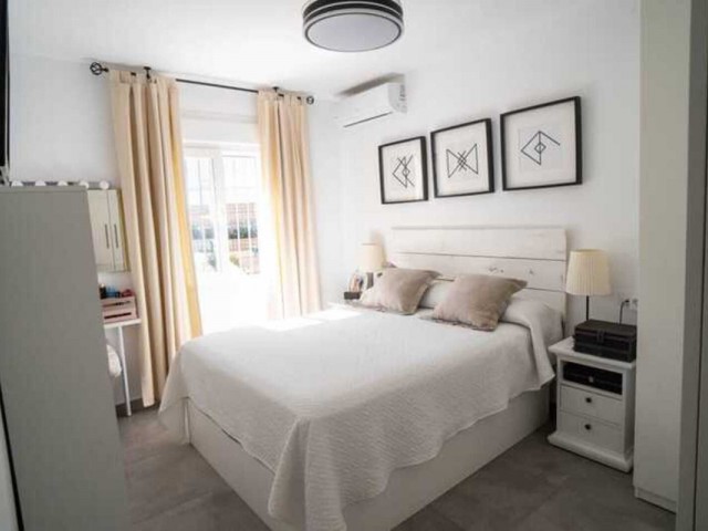 6 Makuuhuoneen Rivitalo Mijas