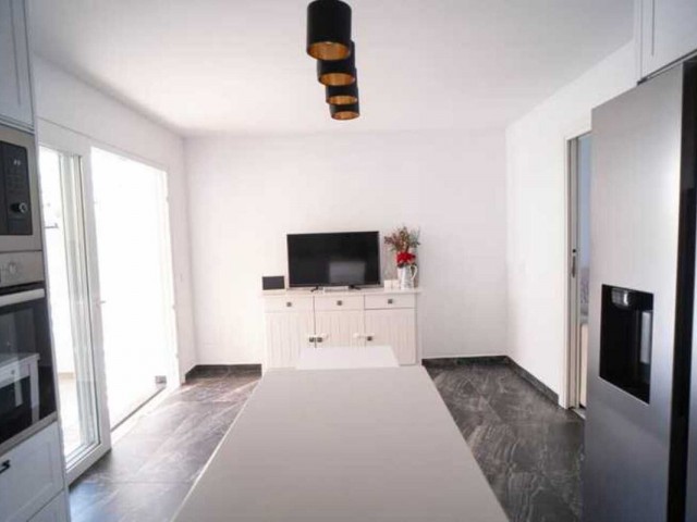 6 Makuuhuoneen Rivitalo Mijas