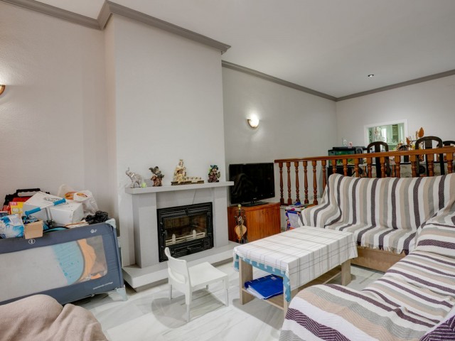 3 Bedrooms Townhouse in Estepona