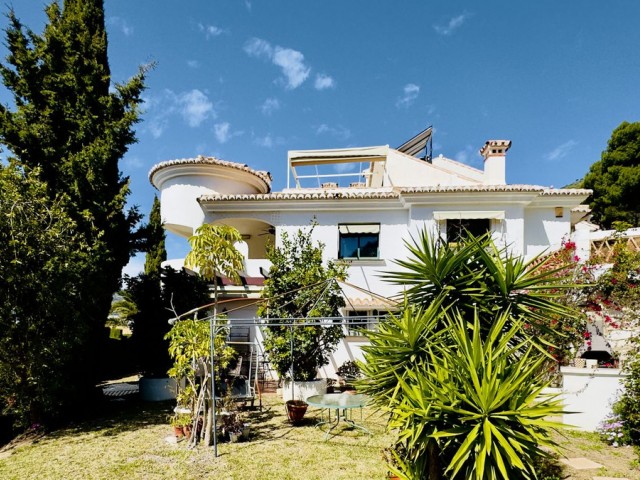 2 Makuuhuoneen Rivitalo Mijas