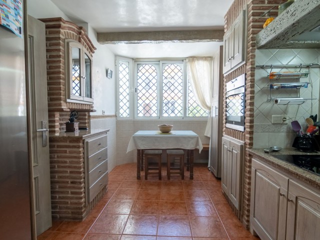 3 Bedrooms Townhouse in Estepona