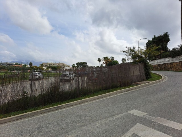  Plot in Guadalmina Alta