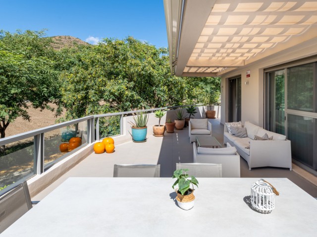 3 Bedrooms Apartment in Benahavís