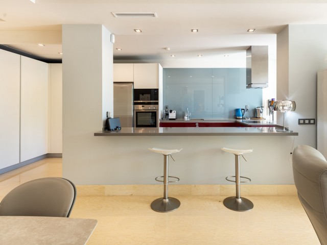 3 Bedrooms Apartment in Benahavís