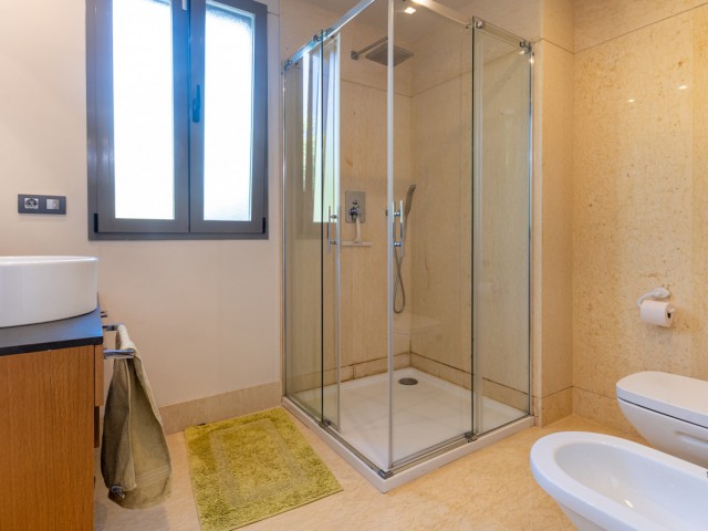 3 Bedrooms Apartment in Benahavís