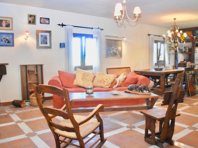 Villa avec 4 Chambres  à La Cala de Mijas