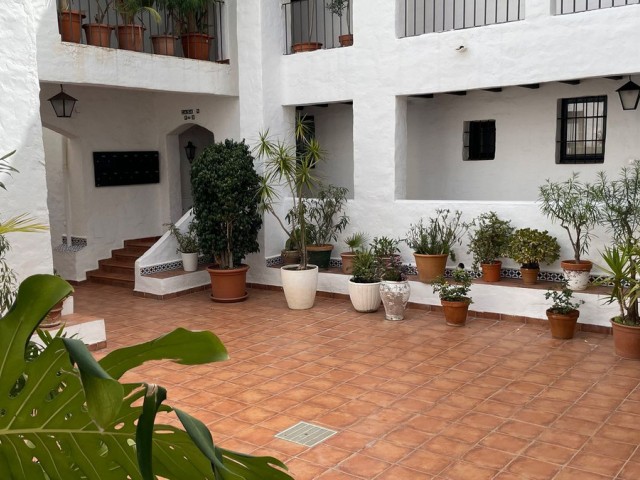 2 Bedrooms Apartment in Puerto Banús