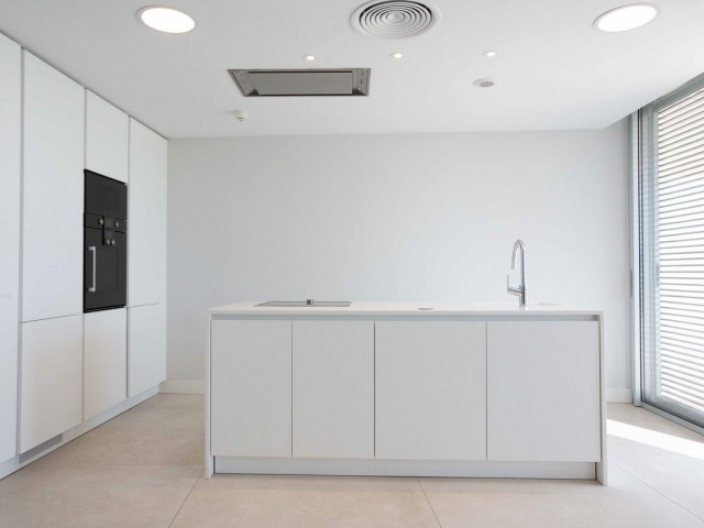 3 Bedrooms Apartment in Estepona